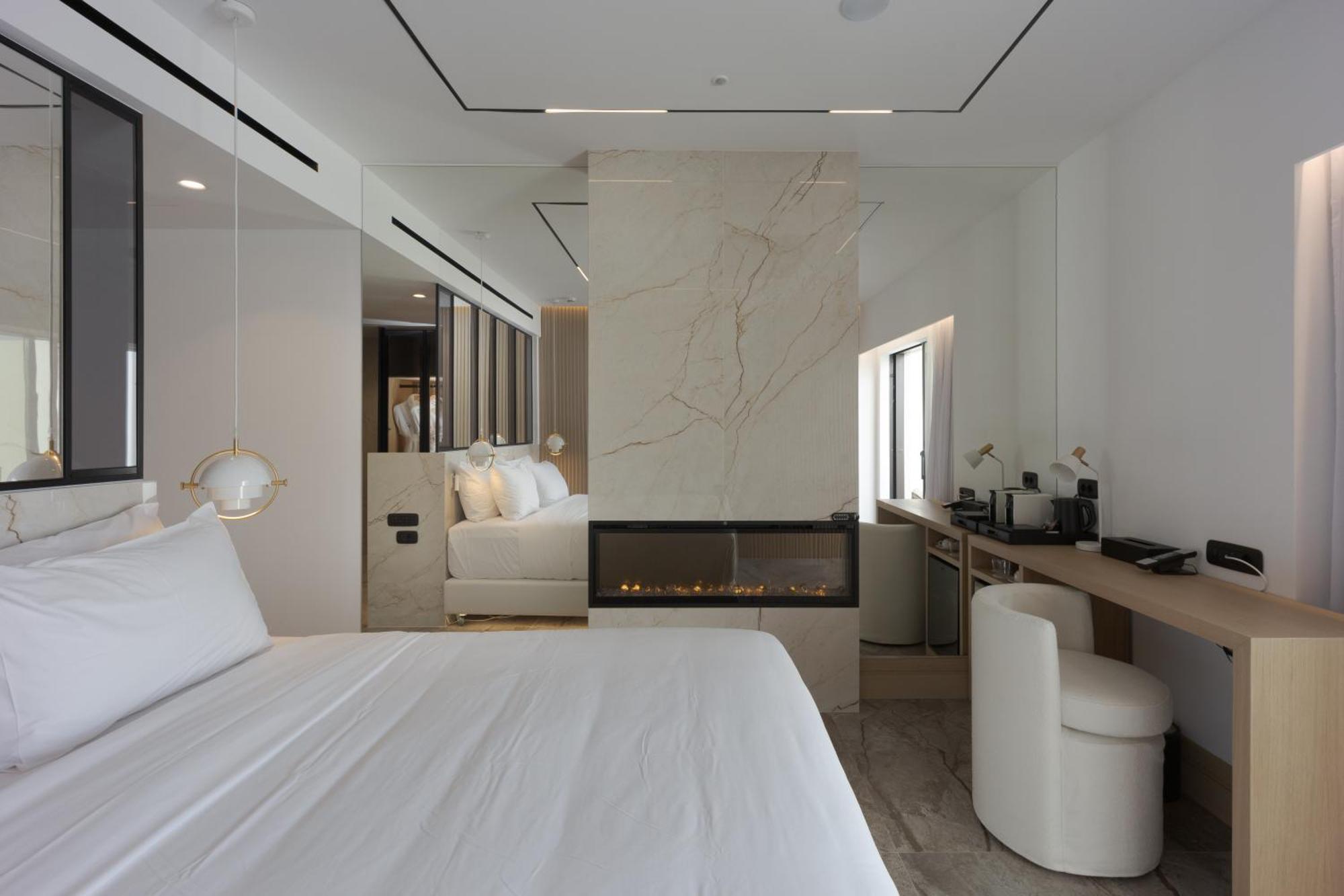 Junior Suite with Private Pool
